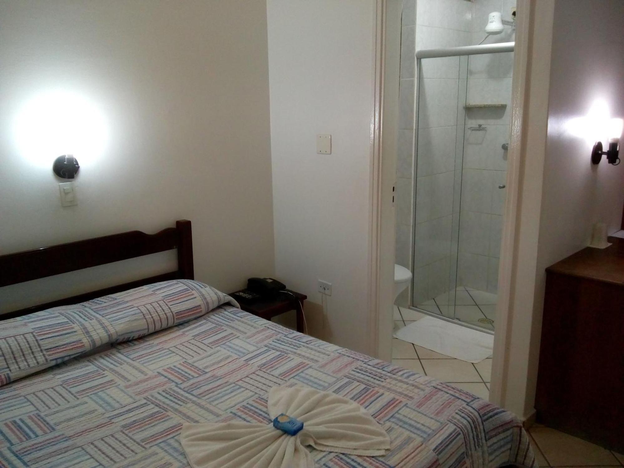Colina Park Hotel Пирасикаба Стая снимка