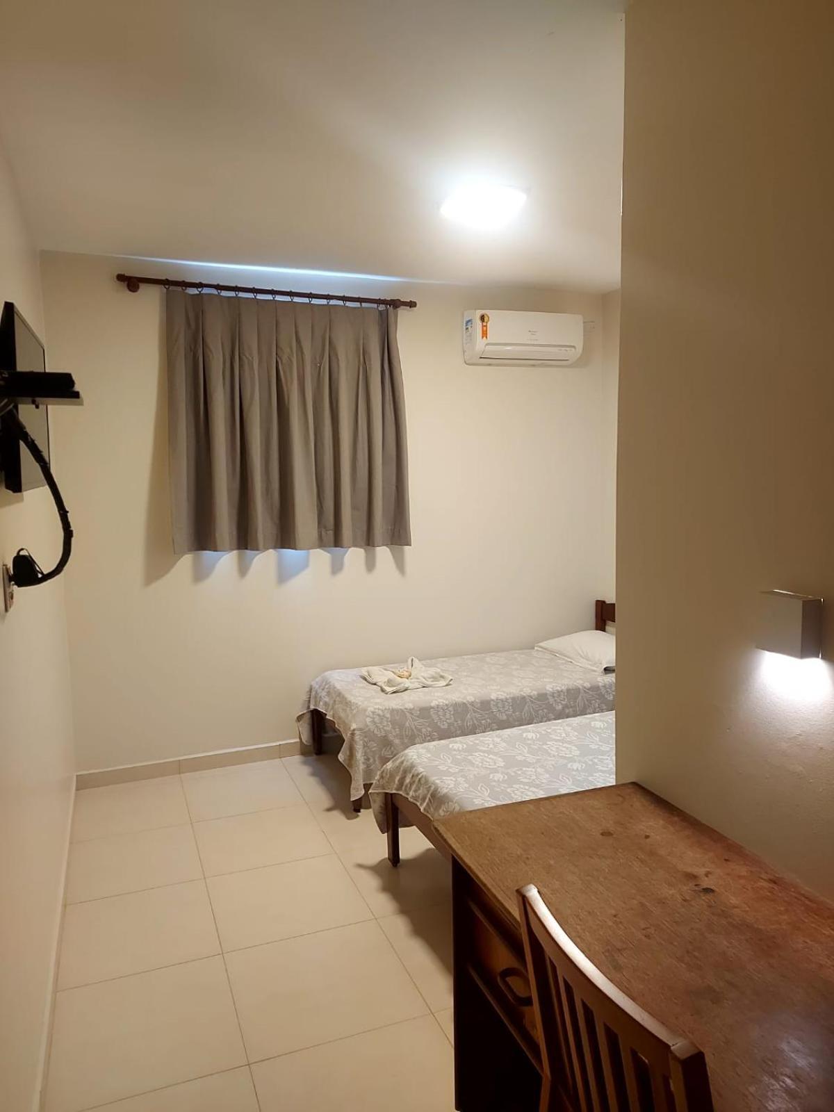 Colina Park Hotel Пирасикаба Екстериор снимка